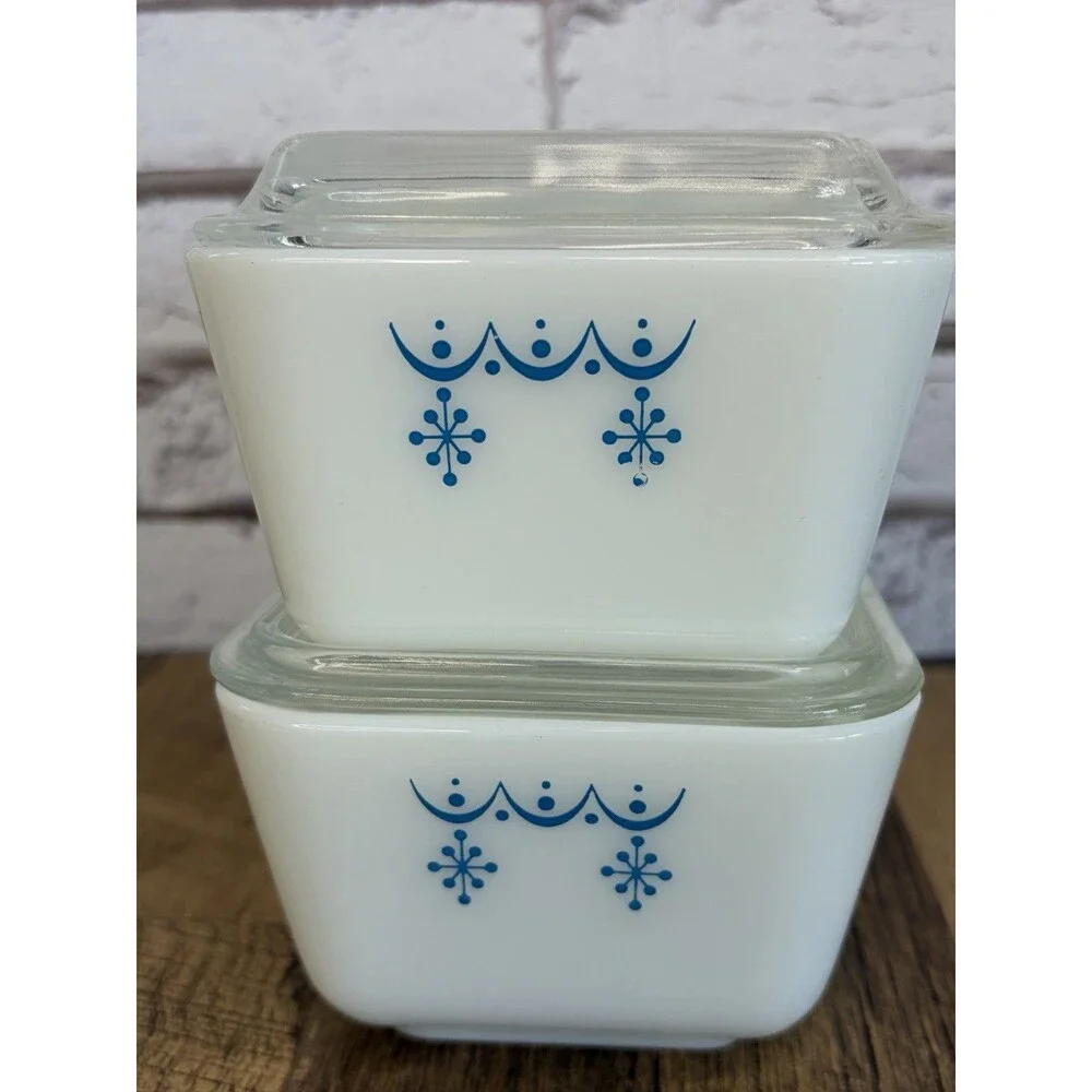 Pyrex look mint
